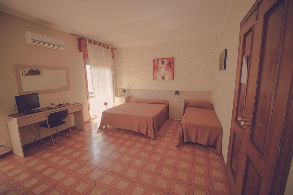 Cassiodoro Rooms Affittacamere Catanzaro Exterior foto