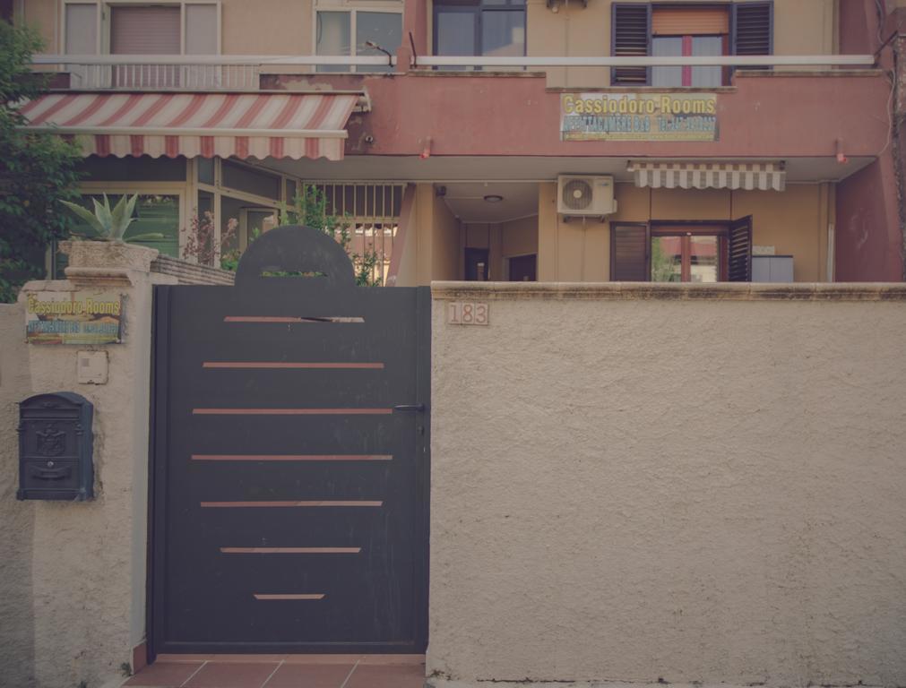 Cassiodoro Rooms Affittacamere Catanzaro Exterior foto