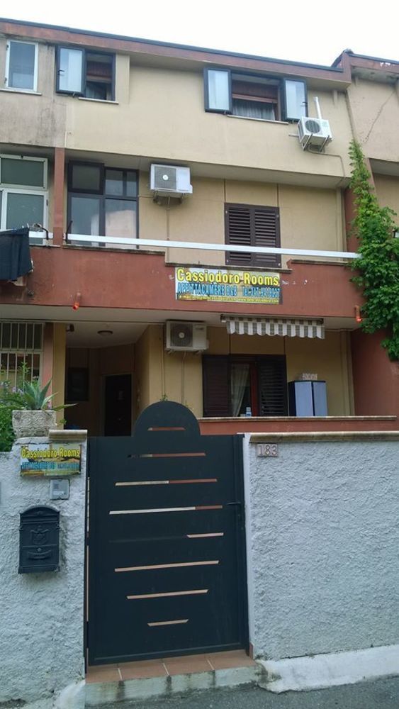 Cassiodoro Rooms Affittacamere Catanzaro Exterior foto