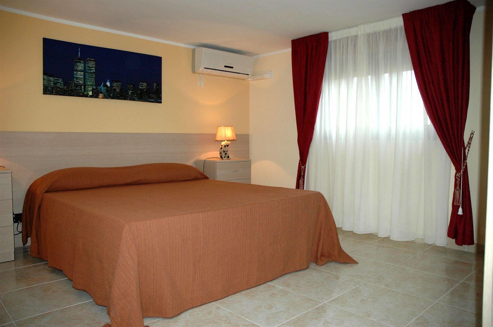 Cassiodoro Rooms Affittacamere Catanzaro Exterior foto